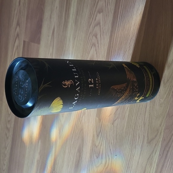 Lagavulin Special Release 2020 Box/Container - Picture 1 of 4